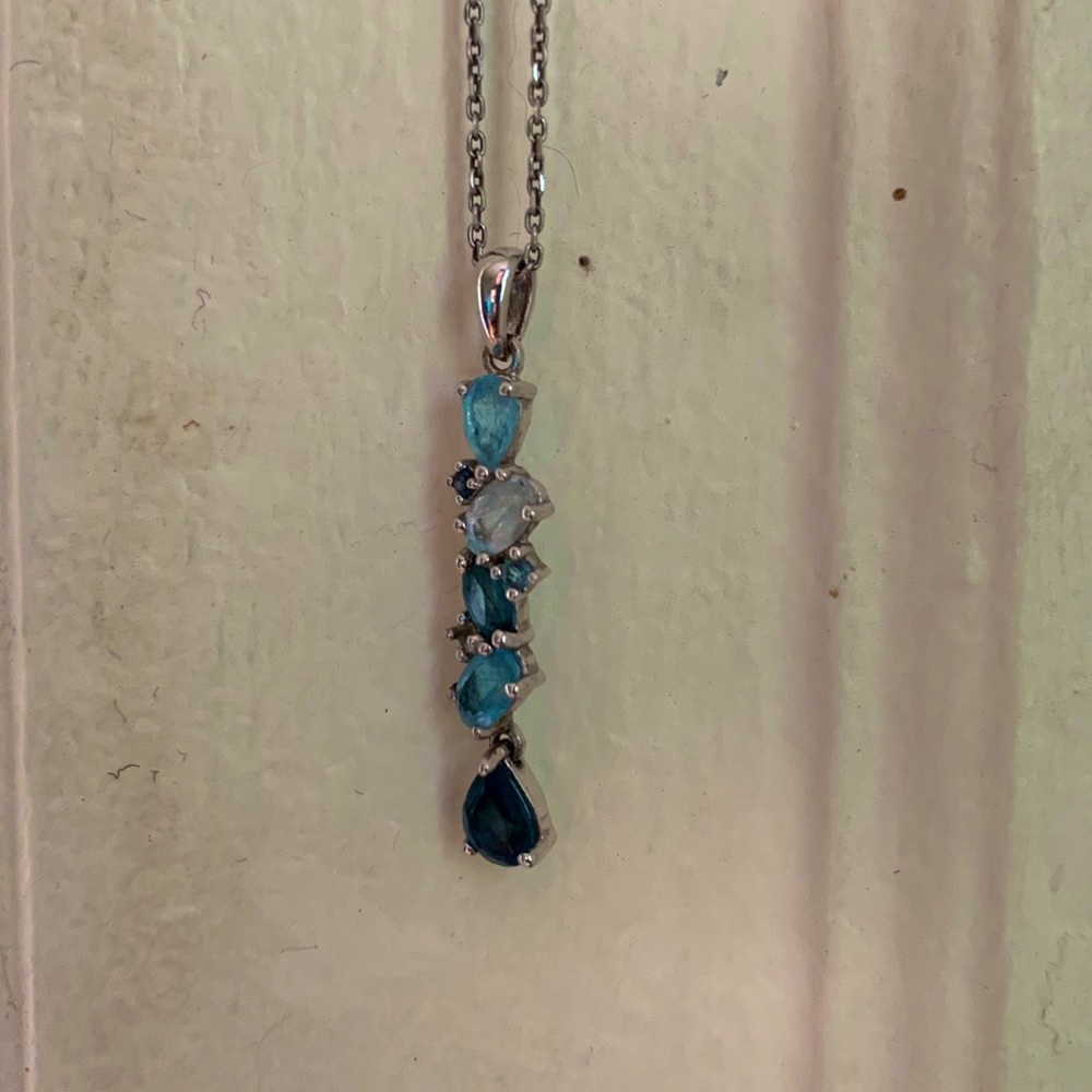 💎Zales stone necklace💎